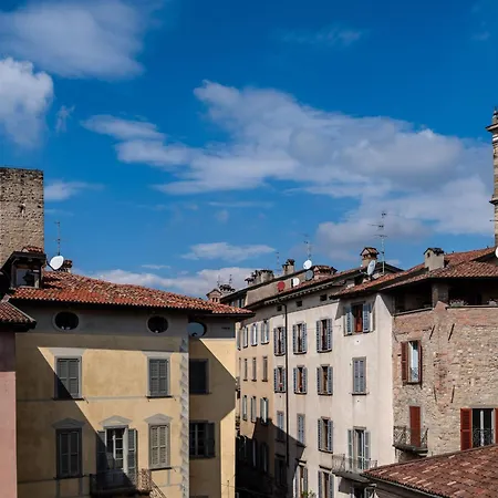 Palazzo Porta Picta *