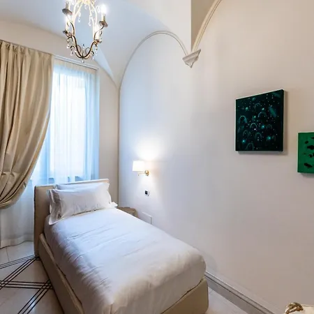 Palazzo Porta Picta *